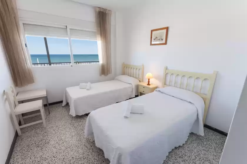 Holiday rentals in Amazona, Grau i Platja