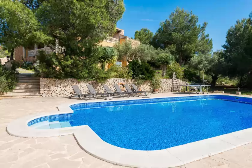 Holiday rentals in S'aguait
