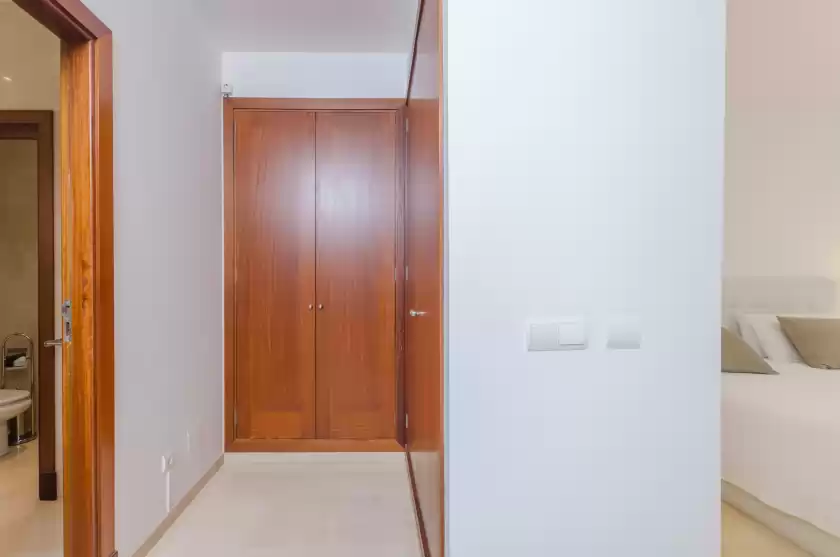 Holiday rentals in Villa arabella, sa Vileta