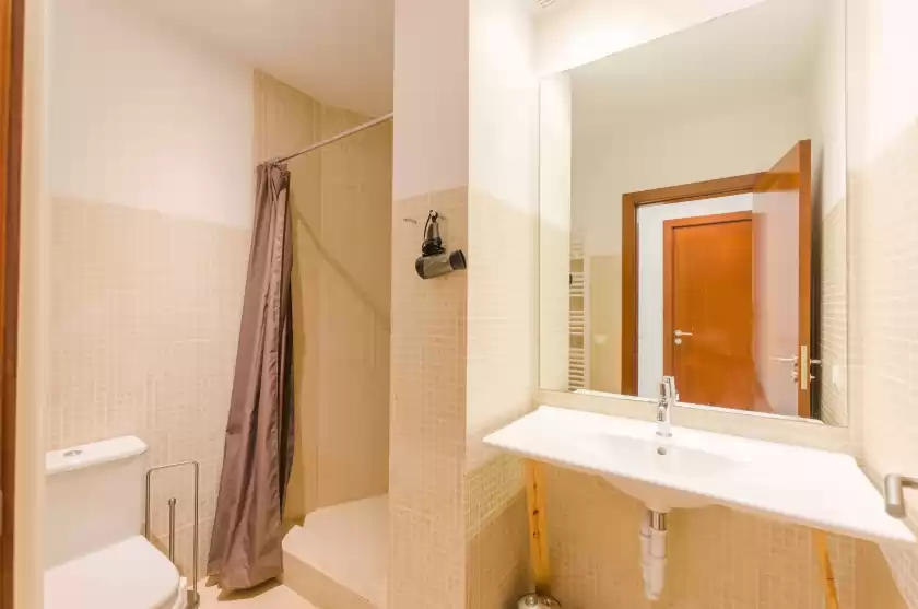 Holiday rentals in Villa arabella, sa Vileta