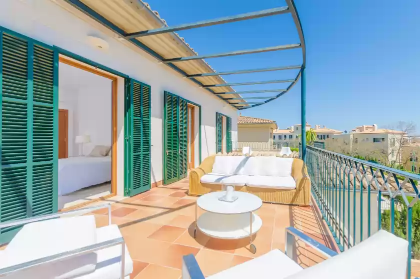 Holiday rentals in Villa arabella, sa Vileta