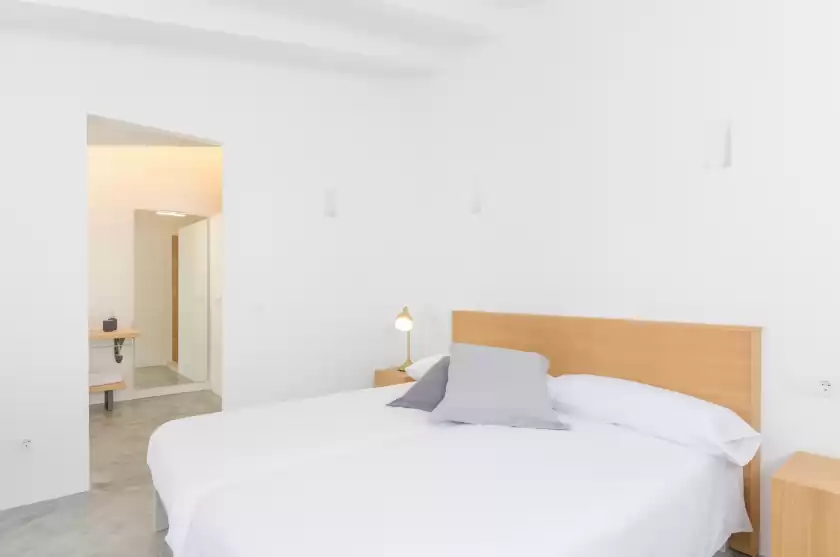 Holiday rentals in Na valenta, Artà