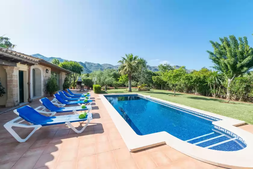 Holiday rentals in Can bajoca