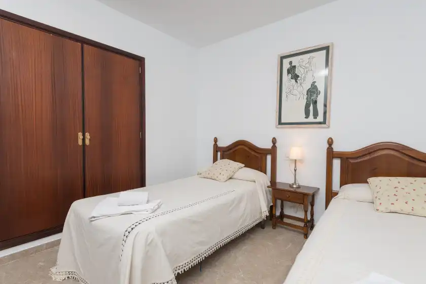 Holiday rentals in La sort (sa sort den tomeu), Urbanització la Font