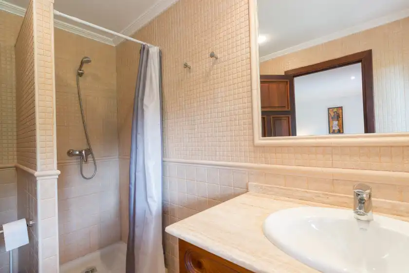 Holiday rentals in La sort (sa sort den tomeu), Urbanització la Font