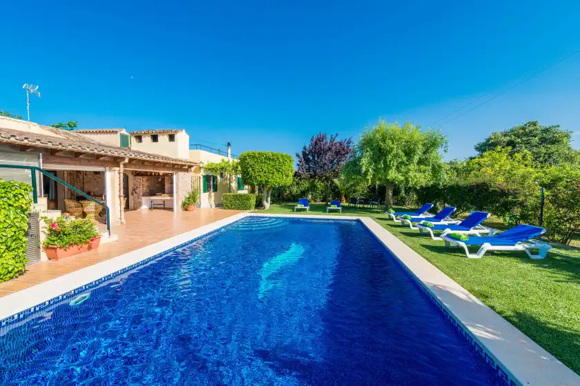 Holiday rentals in La sort (sa sort den tomeu), Urbanització la Font