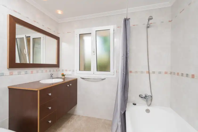 Holiday rentals in La sort (sa sort den tomeu), Urbanització la Font