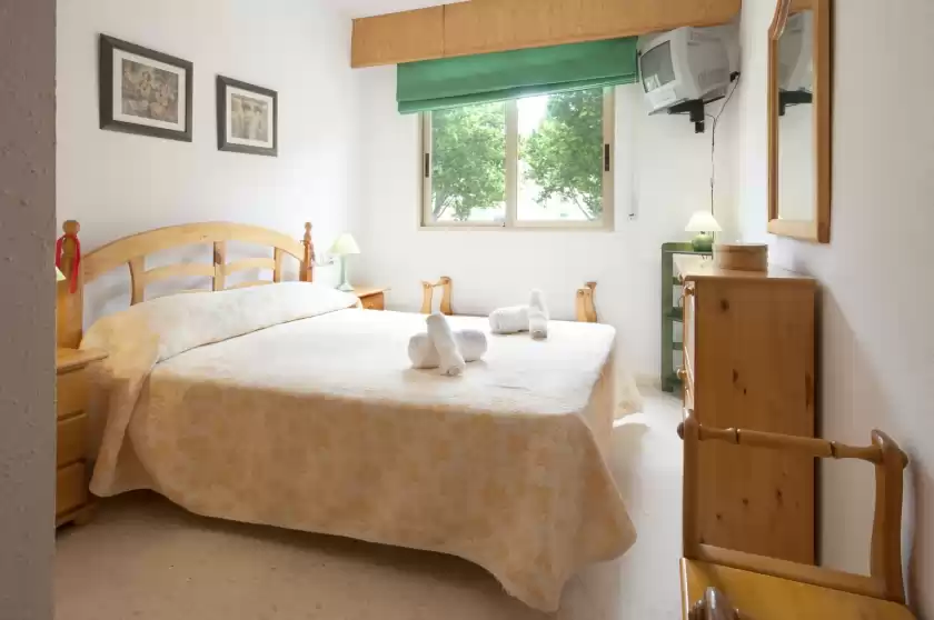 Alquiler vacacional en Kosmos, Grau i Platja