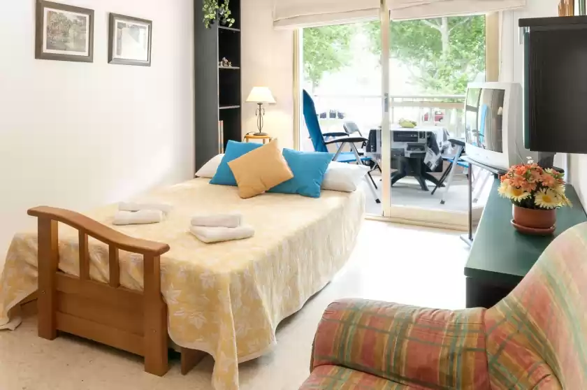 Alquiler vacacional en Kosmos, Grau i Platja