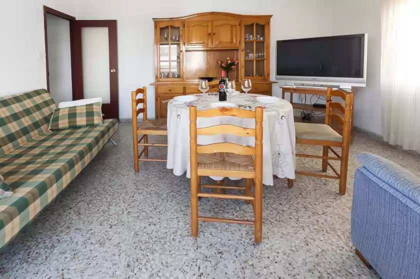 Holiday rentals in River , Daimús