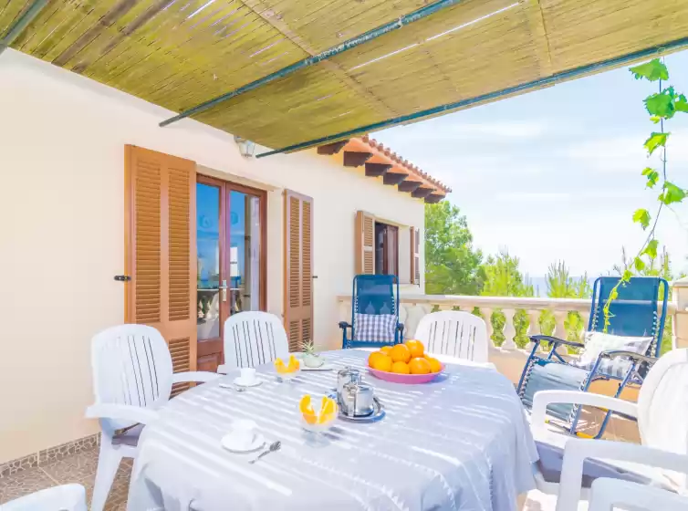 Holiday rentals in Casa s'almonia, Cala Llombards