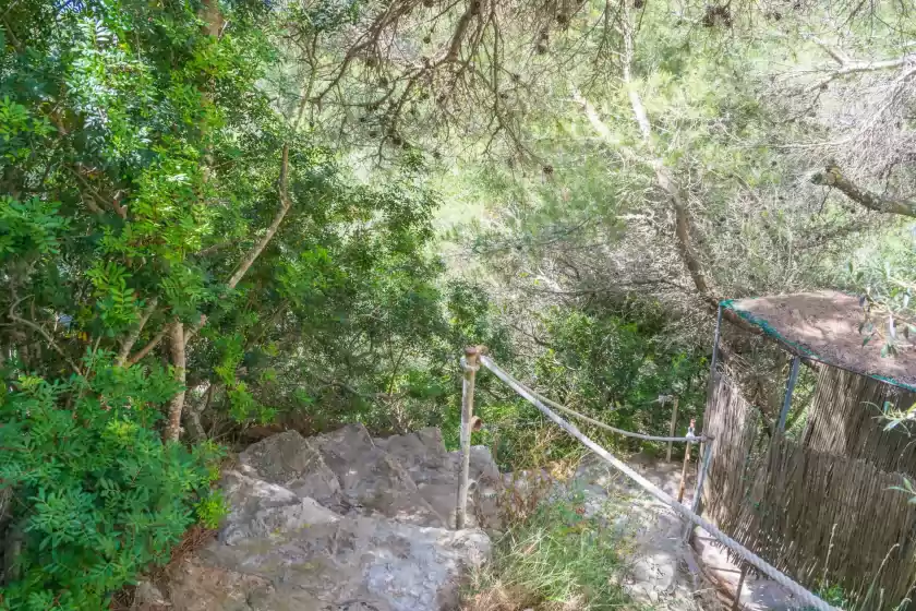 Holiday rentals in Casa s'almonia, Cala Llombards
