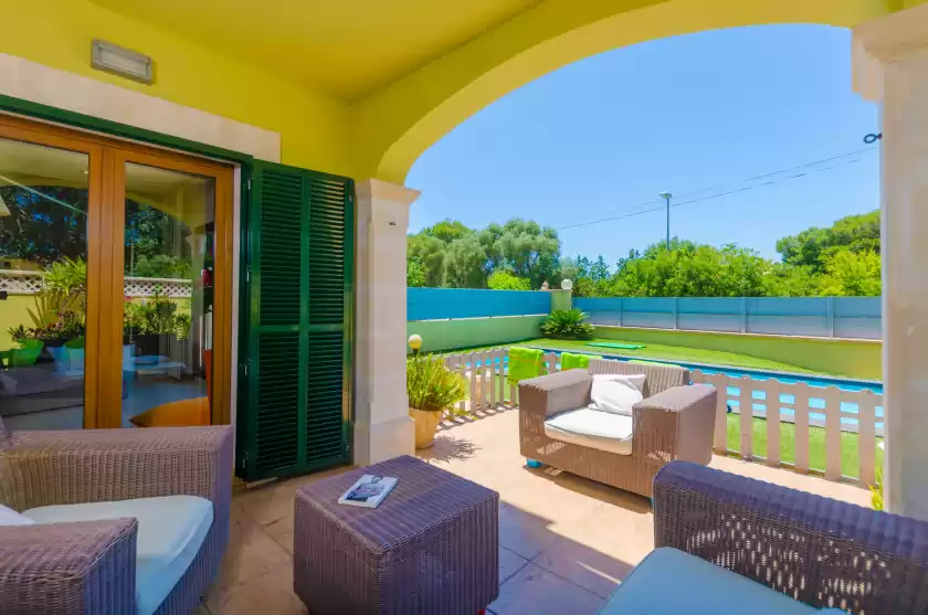 Holiday rentals in Villa las, Tolleric