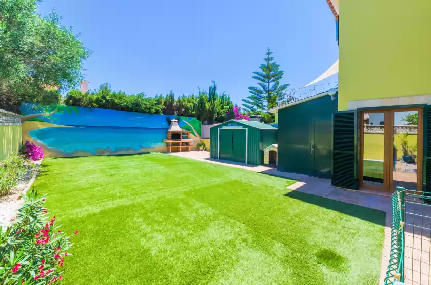 Holiday rentals in Villa las, Tolleric