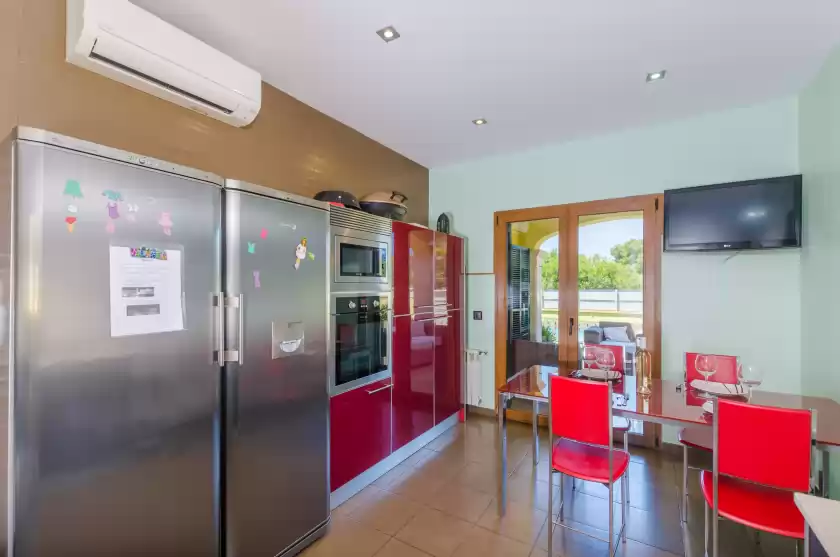Holiday rentals in Villa las, Tolleric
