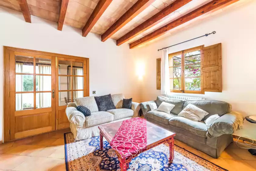 Holiday rentals in Es lledoner, Biniagual