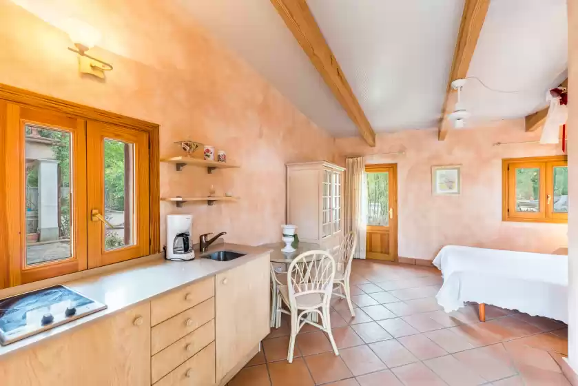 Holiday rentals in Es lledoner, Biniagual