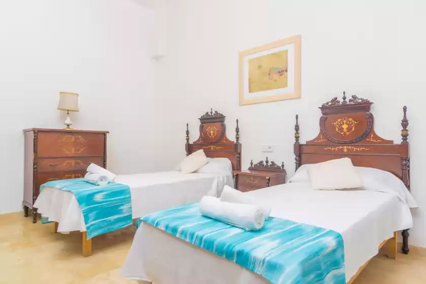 Holiday rentals in Finca son amora (es nins), es Pla de na Tesa