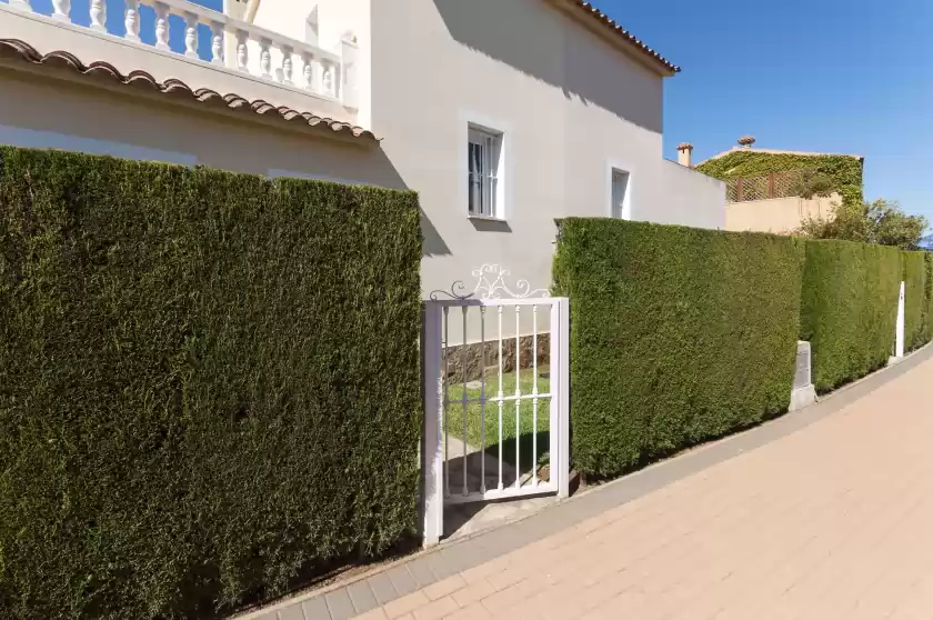 Holiday rentals in Malibu, Urbanització Platja d'Oliva