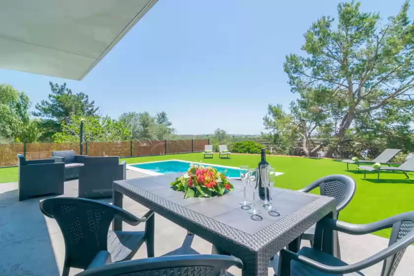 Holiday rentals in Villa leonor, Platja d'Alcúdia