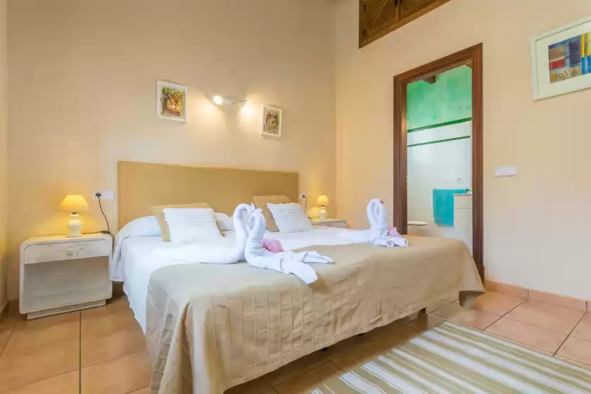 Holiday rentals in Son pere genet, Búger