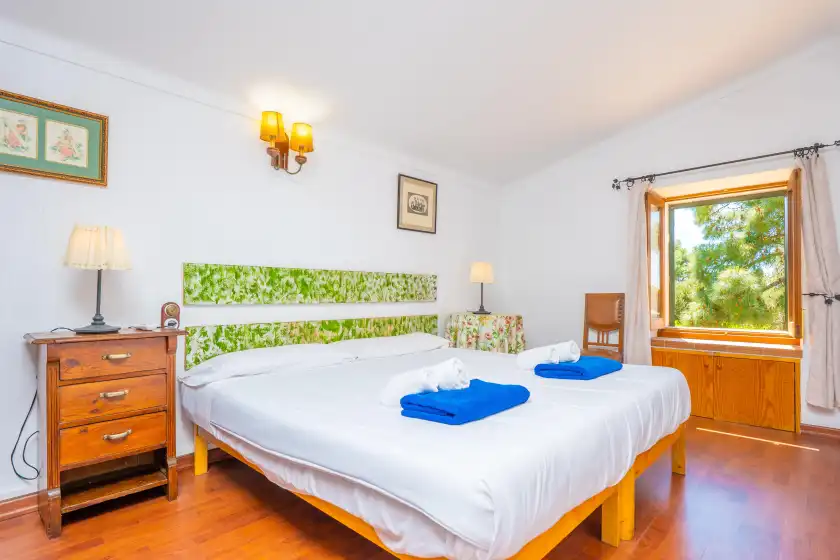 Holiday rentals in Sa marina (covamarina), ses Covetes