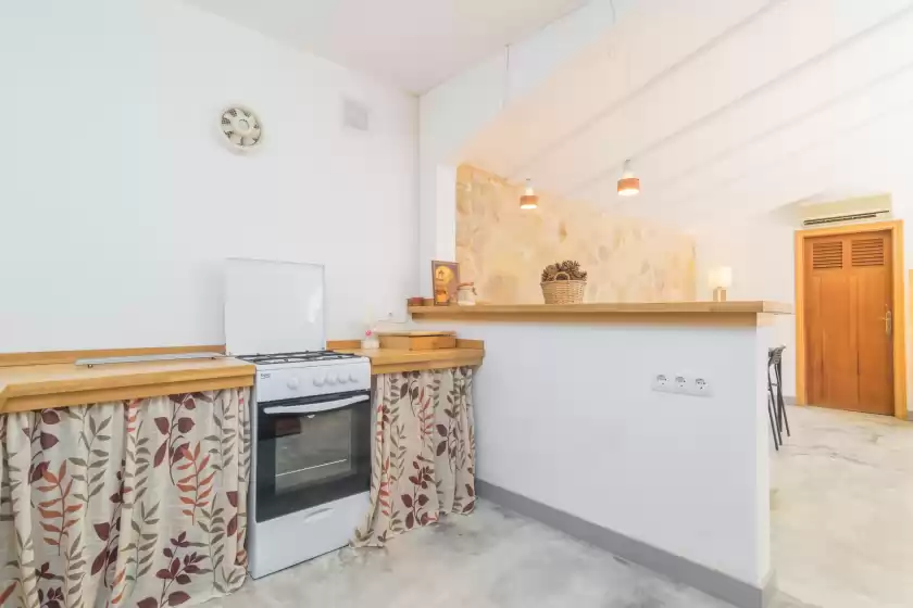 Holiday rentals in Sa marina (covamarina), ses Covetes