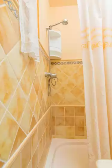 Holiday rentals in Sa marina (covamarina), ses Covetes