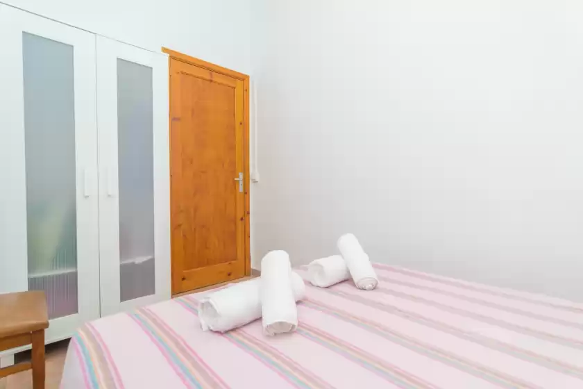 Holiday rentals in Sa marina (covamarina), ses Covetes