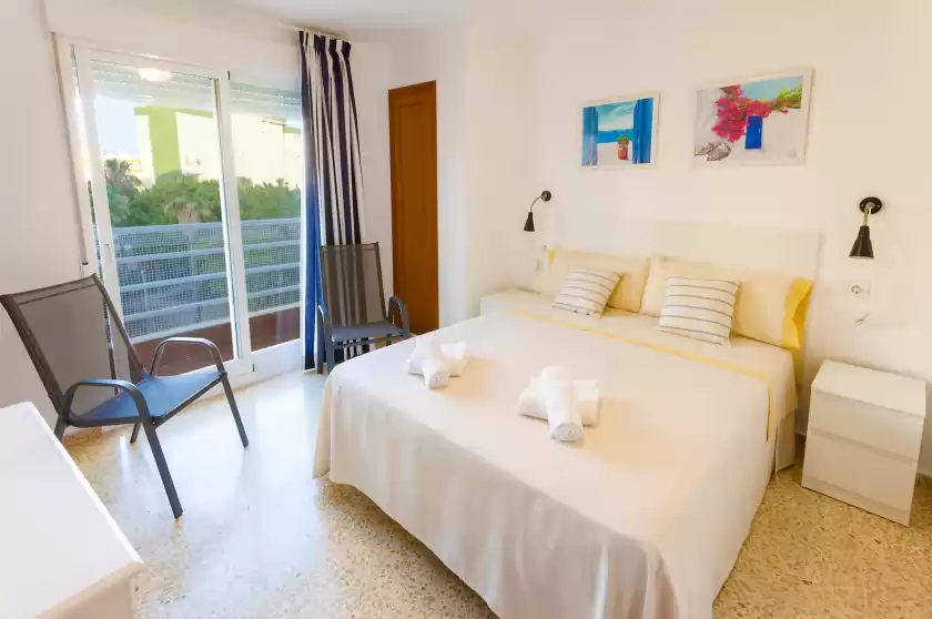 Holiday rentals in Canape, Grau i Platja