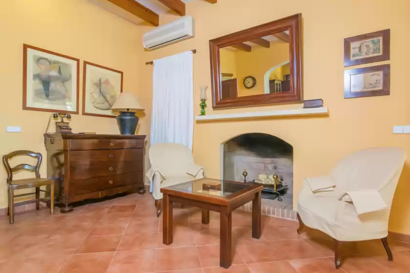 Holiday rentals in Cas 3 germans, Sant Jordi