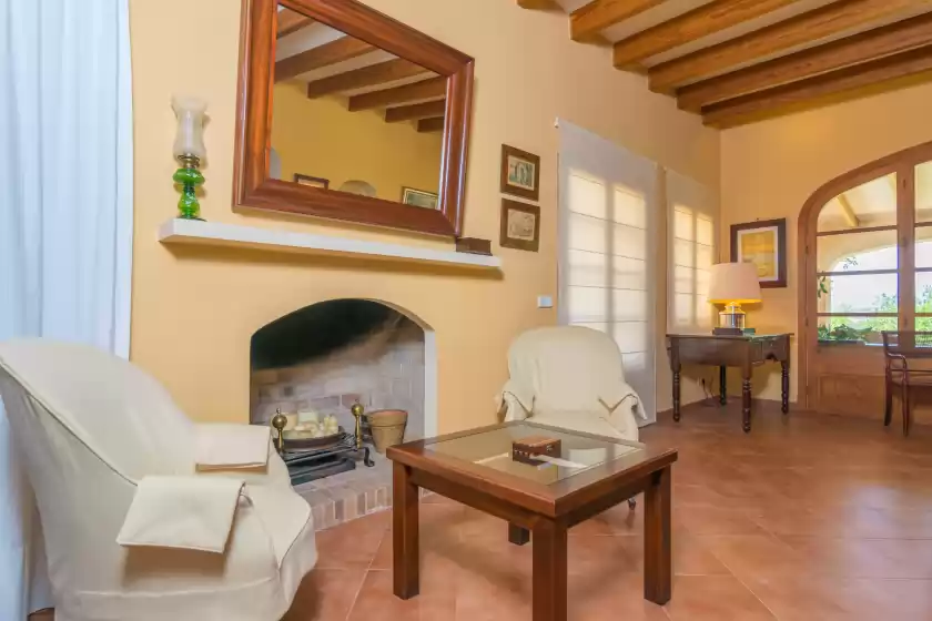 Holiday rentals in Cas 3 germans, Sant Jordi