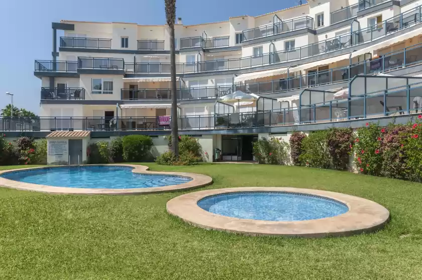Holiday rentals in Greenbeach
