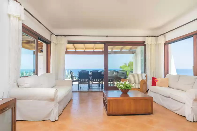 Holiday rentals in Villa sol naixent, Cala Serena