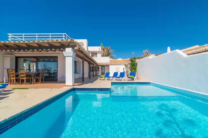 Holiday rentals in Villa sol naixent, Cala Serena