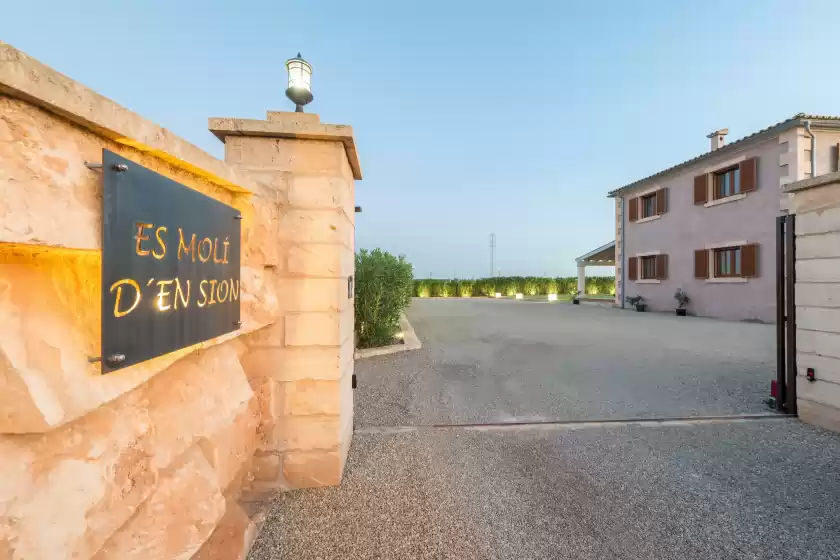 Holiday rentals in Es moli d'en sion, Sa Pobla
