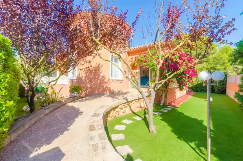 Holiday rentals in Villa son bauló, Can Picafort