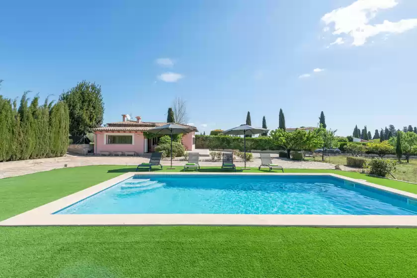 Holiday rentals in Ses veles, Lloseta
