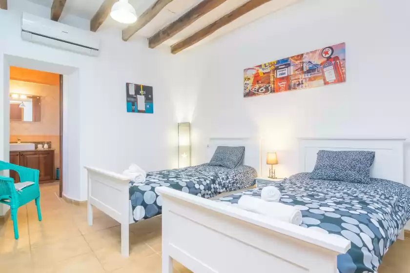 Holiday rentals in Sa galetera, Cas Concos