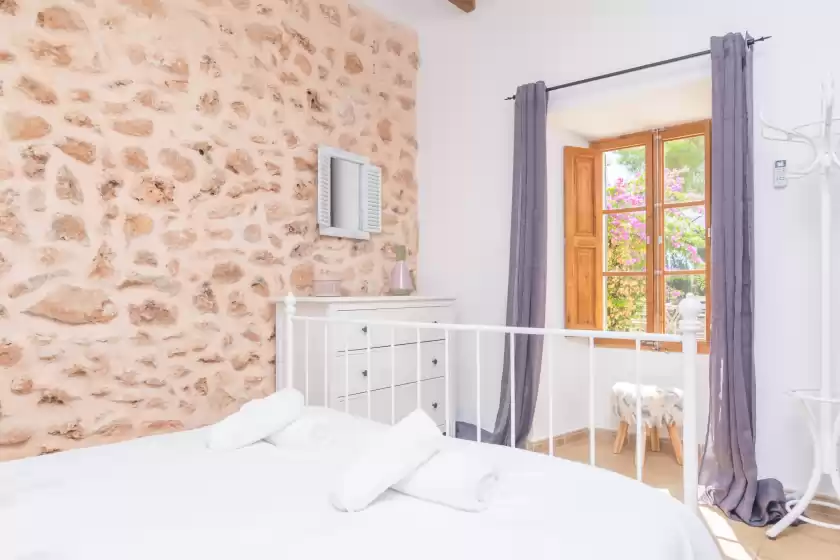 Holiday rentals in Sa galetera, Cas Concos