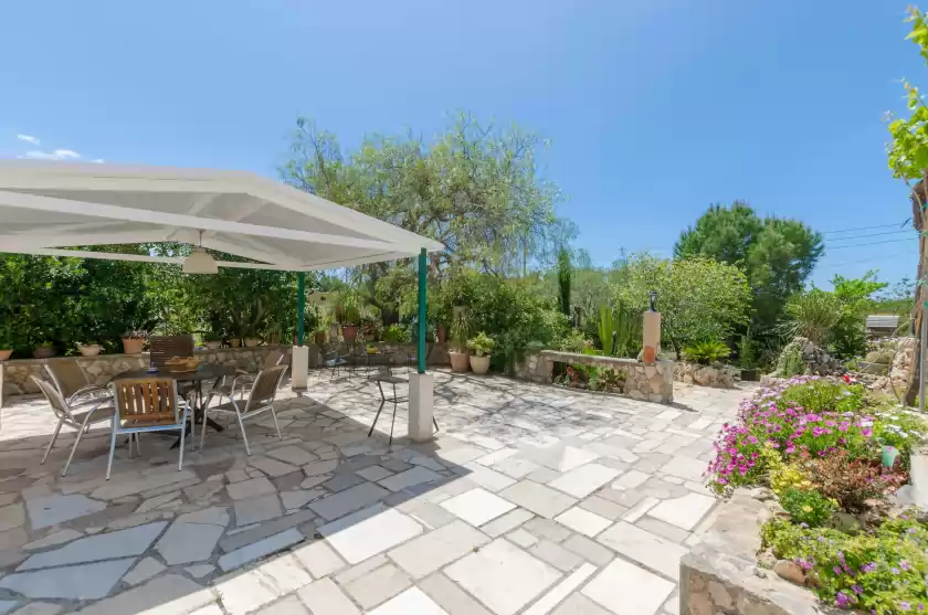 Holiday rentals in Sera de mavi, Algaida