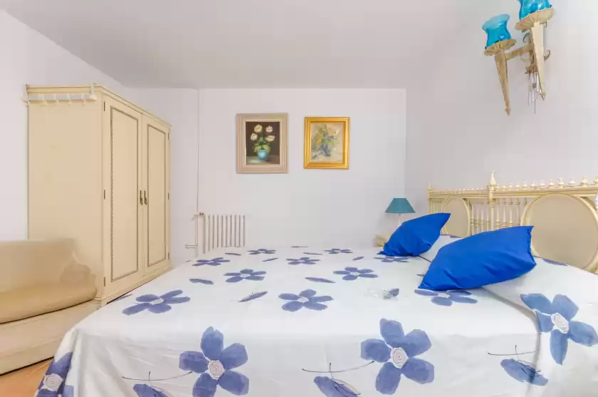 Holiday rentals in Sera de mavi, Algaida
