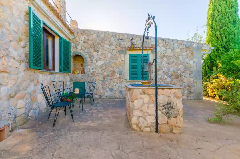 Holiday rentals in Sera de mavi, Algaida