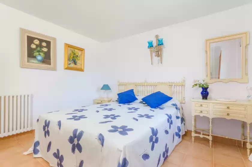 Holiday rentals in Sera de mavi, Algaida