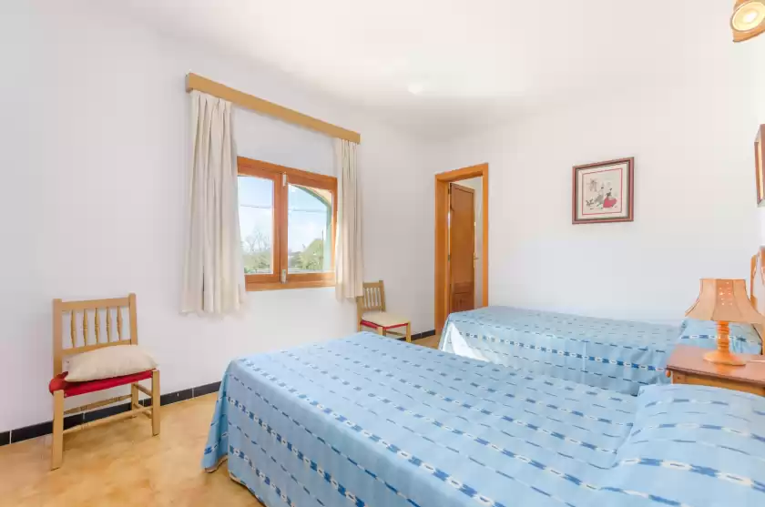 Holiday rentals in Sera de mavi, Algaida