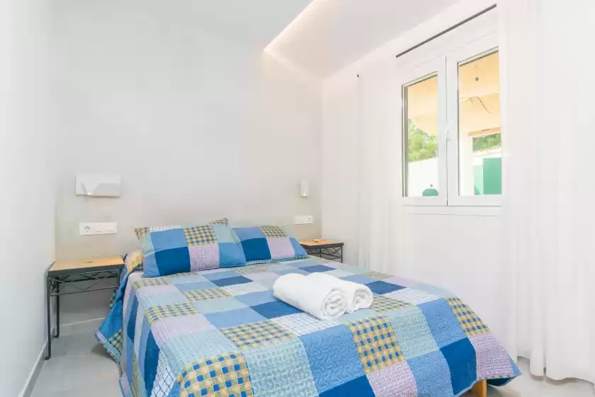 Holiday rentals in Can rubi, ses Covetes