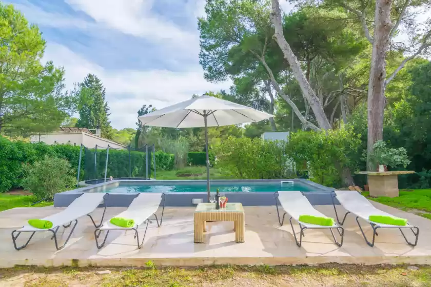 Holiday rentals in Can rubi, ses Covetes