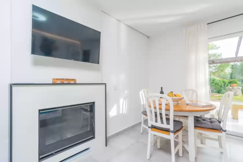 Holiday rentals in Can rubi, ses Covetes