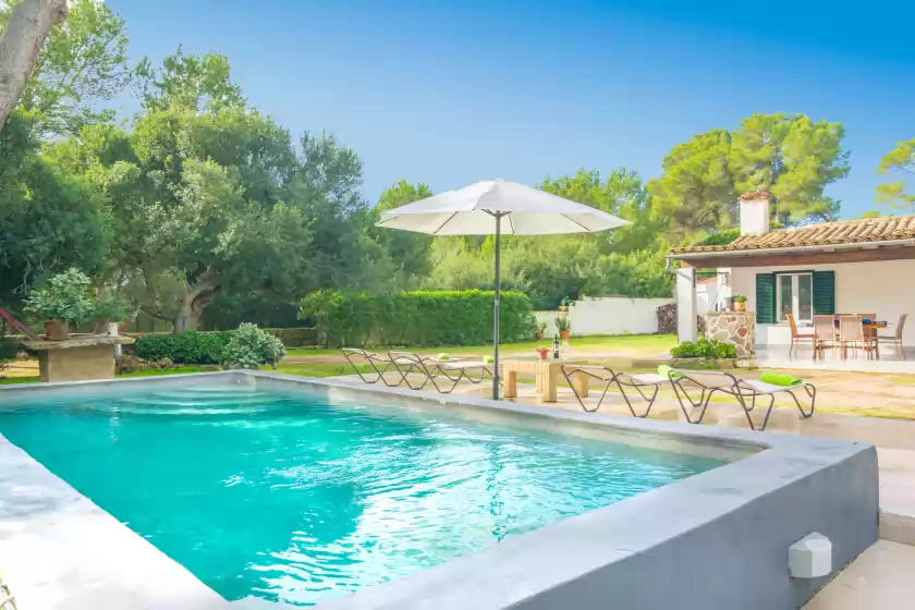 Holiday rentals in Can rubi