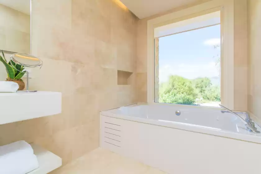 Holiday rentals in Es lligats sa costa - adults only, Sant Llorenç des Cardassar